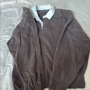 Men's Brown Sweater with White Collar